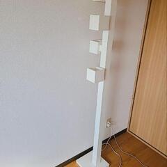 フロアスタンド照明の画像