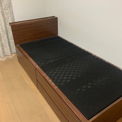 ★収納多数✨シングルベッド