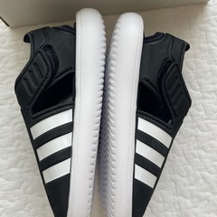 adidas アディダス　サンダル　19㎝の画像