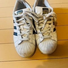 adidas★スーパースターの画像