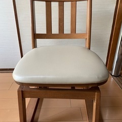 ダイニングチェア　取りに来られる方に譲ります！