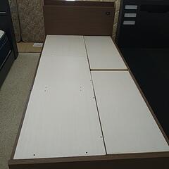 シングルベッド