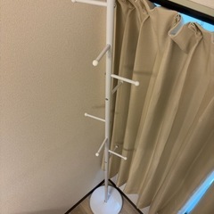 ハンガーコート　白