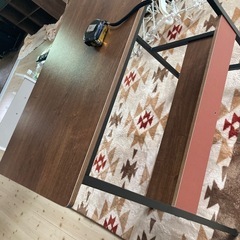 アイアンデスクの画像