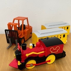 プラレール ミッキーの車両  フォークリフト