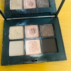 NARS★アイシャドウパレットの画像