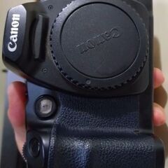 良品　canon EOS D60　ボディーのみ