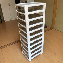 書類ケース10段　取りに来られる方に譲ります！