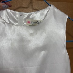 今月で処分　子供用　ドレス　130の画像