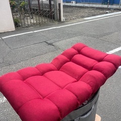 座椅子　ソファーの画像