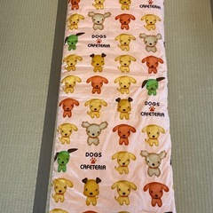 綿入り分厚いお昼寝布団　保育園の画像