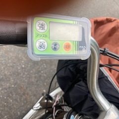 2022年式　24インチ　電動自転車　美品濃い茶色　16万ぐらいで購入した物　　　　の画像