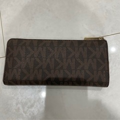 マイケルコース　長財布の画像