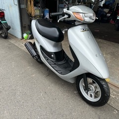ライブディオ　前後タイヤ新品　サイドスタンド付き