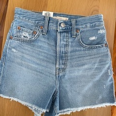 新品未使用　タグ付き　リーバイス　ショートパンツ