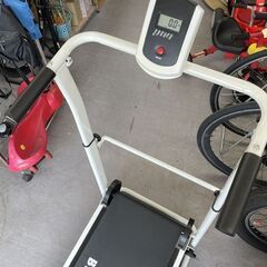 BTM 非電動ウォーキングマシン 自走式ウォーカー 折りたたみ式 札幌市手稲区の画像