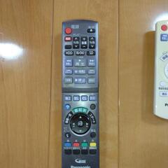 パナソニックブルーレイディスクレコーダー DMR BZT700 DMR - BZT600のリモコンと取扱説明書の画像