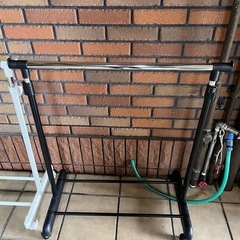 【引き取り先決定済み】ハンガー掛け4点セットの画像