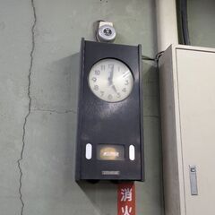 故障品】掛け時計(東洋時報機)引取時に配線を外せる方