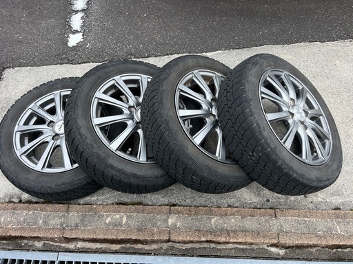 スタッドレスタイヤアルミホイール