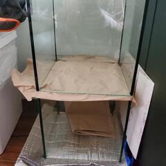 水槽と循環器などの画像