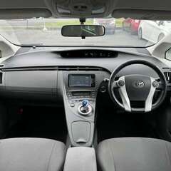 【自社ローン】トヨタ プリウス Sツーリングセレクション ナビ ETC バックカメラ Bluetooth接続 TVの画像