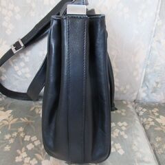 LANCEL ランセル　ブラックレザーバケットバッグ　巾着型の画像