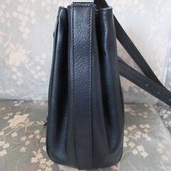 LANCEL ランセル　ブラックレザーバケットバッグ　巾着型の画像
