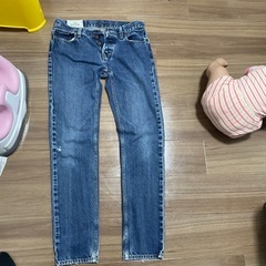 ホリスタージーンズS