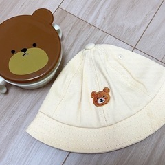 くまちゃん帽子とおやつカップ