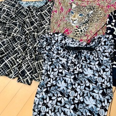 洋服 ②アクセサリー付き 
の画像
