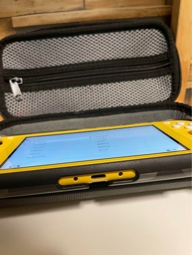 イエローNintendo Switch Lite (純) 春日原のテレビゲームの中古