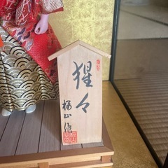 能人形　猩々　ガラスケース付きの画像