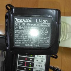 マキタ充電式ハンディクリーナー CL 140 FDの画像