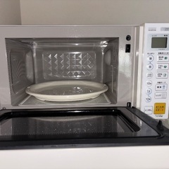 電子レンジ（900W 2021年製）の画像