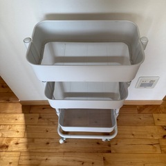 3段ラック　キャスター付きの画像