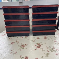 幕の内弁当箱の画像