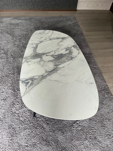 カリガラス　テーブル