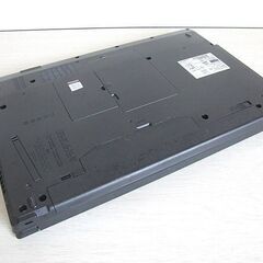 2017年 第六世代 Corei3-6006U 8GB　富士通 LIFEBOOK A576/RX　ノートパソコン （4172）の画像