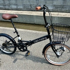 折り畳み自転車 20inch 6段変速 オートライト付 【Pay...