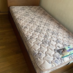現状引き渡し　　自宅引き渡し　　シングルベット