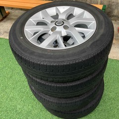 日産ノート純正ホイールタイヤ付き 2018年e-Power