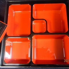 詰め合わせ用容器3個の画像