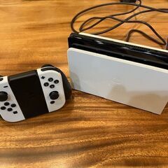 任天堂　スイッチ　有機ELモデル　ホワイト　箱無し　中古品