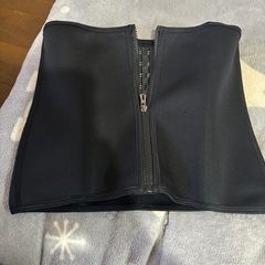 残り2日間価格 新品未使用⭐️くびれ ダイエット！Mサイズ ウエ...