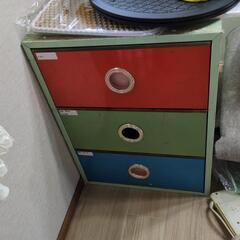 スチール製収納ケース