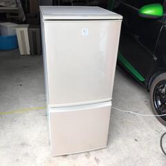 シャープ2014年冷蔵庫137L (kou) 名古屋のキッチン家電《冷蔵庫
