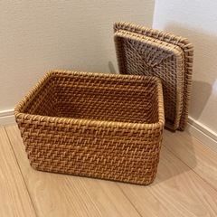 無印良品　重なるラタン長方形ボックス・フタ付き