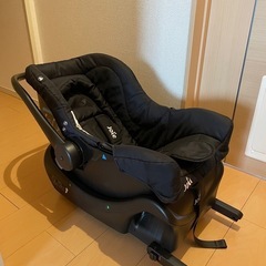 【お引渡し決定】チャイルドシート　中古品