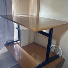 ダイニングテーブル　カフェテーブル 椅子